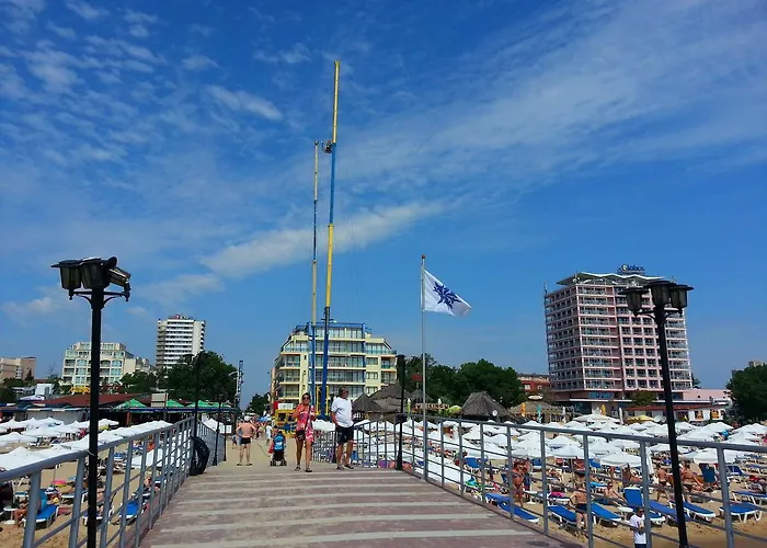 Апартаменты Menada Crystal Park *