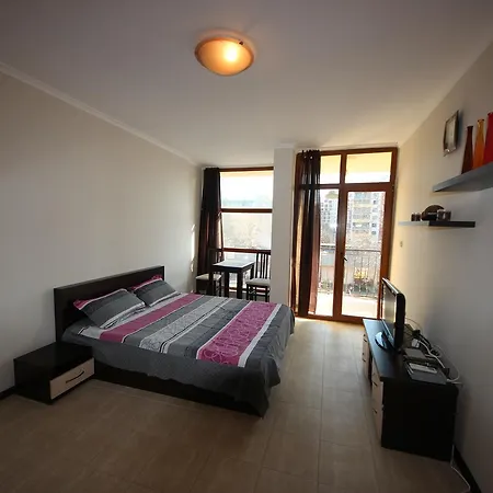 Appartement Menada Crystal Park *